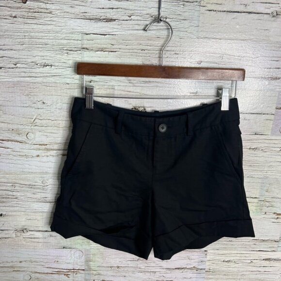 Club Monaco  black shorts size 2 - Picture 1 of 10
